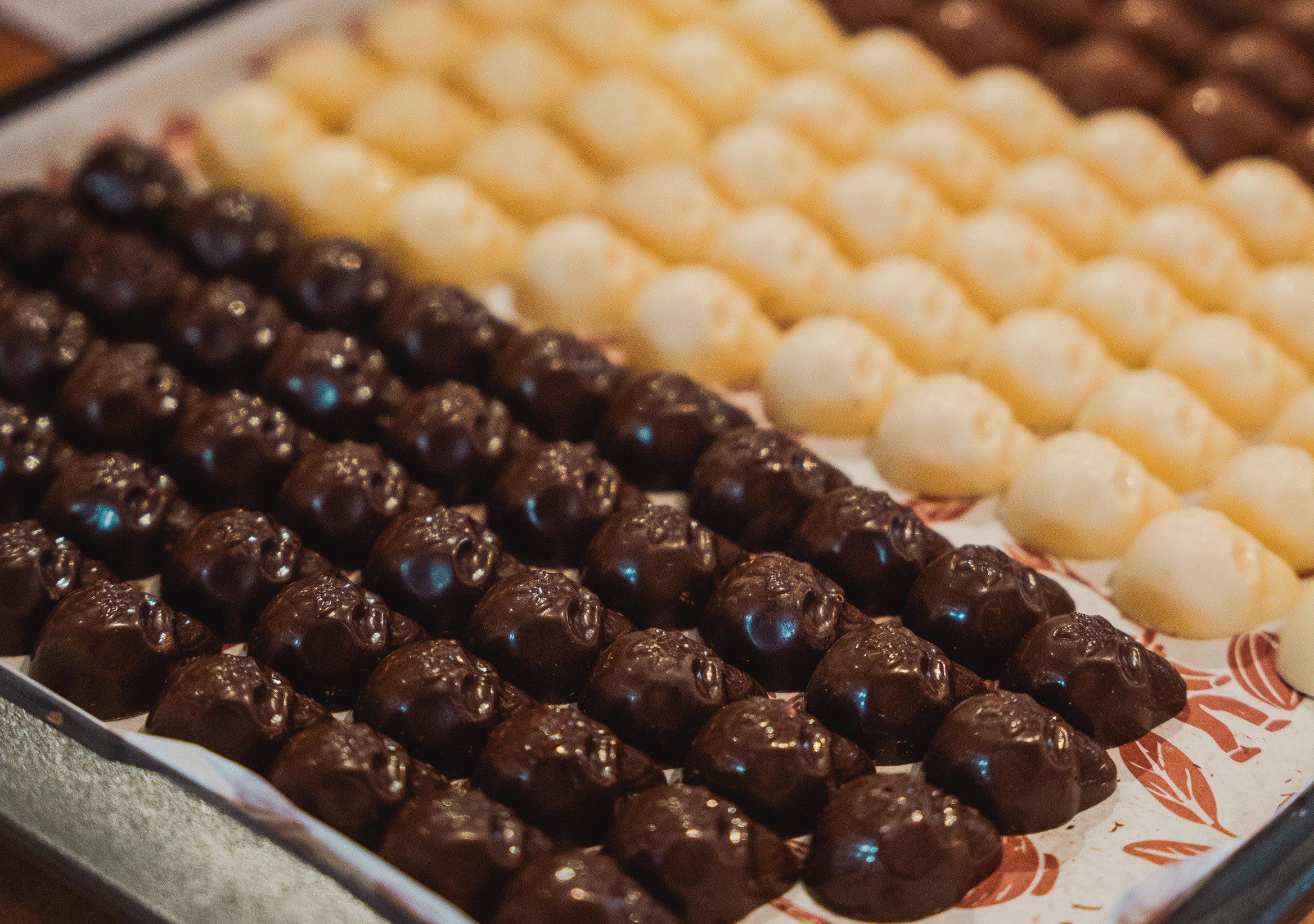 muestras de chocolate con forma de craneo
